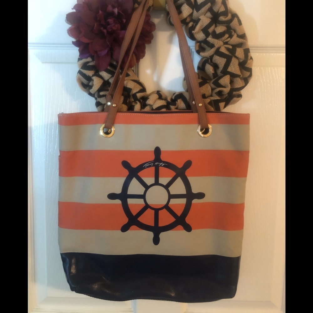 Tommy Hilfiger Tote